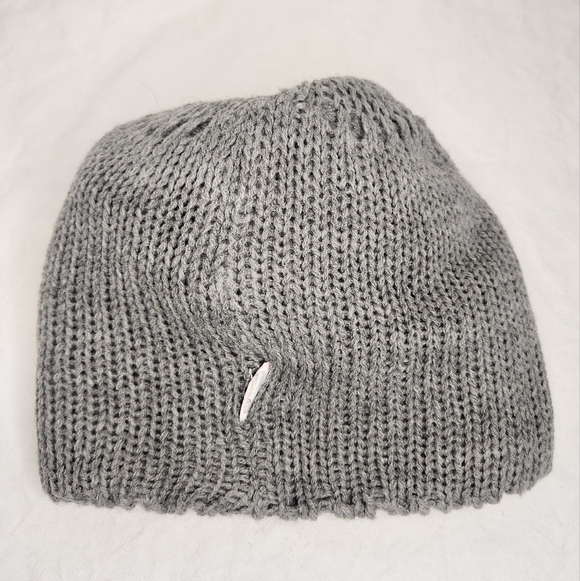 Silver Grey Knit Toque Beanie - Picture 7 of 8